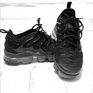 Nike Black Air VaporMax Plus